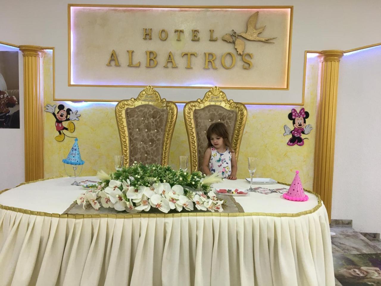 Hotel Albatros Призрен Екстериор снимка