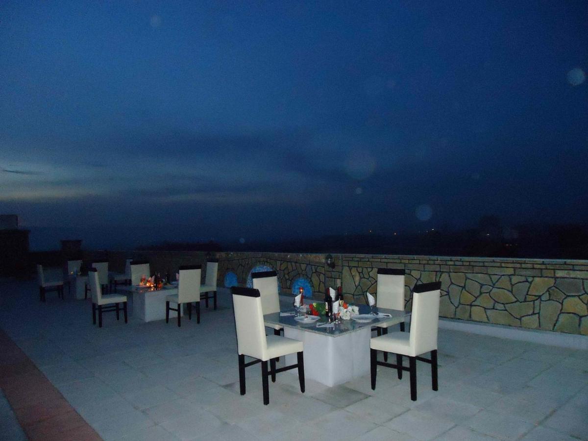 Hotel Albatros Призрен Екстериор снимка